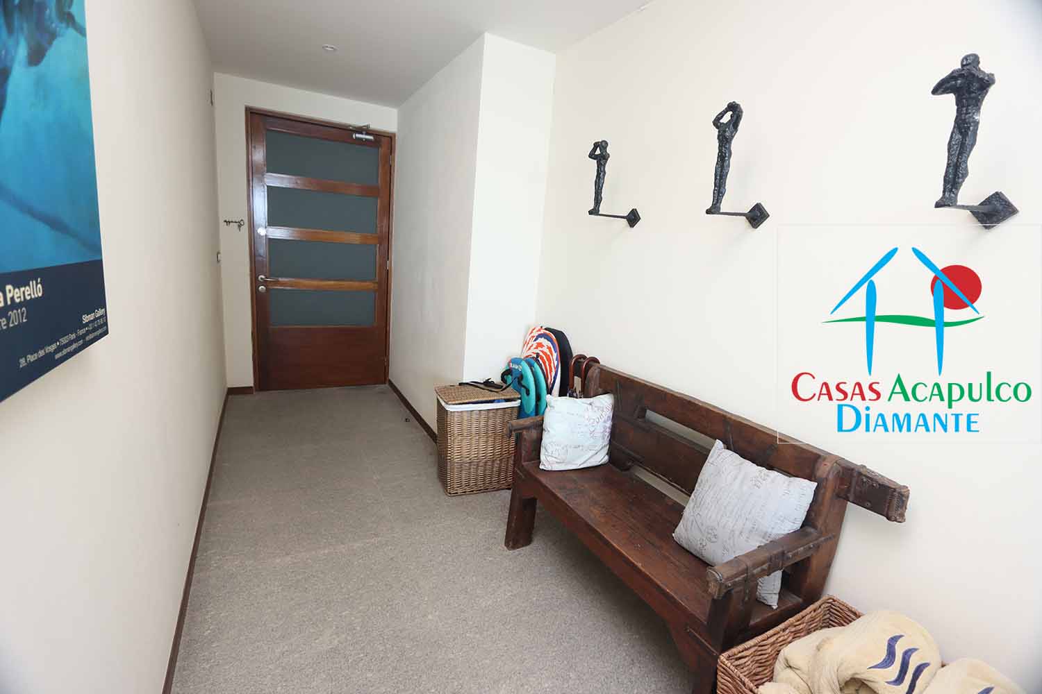 Ocean Front 604 - Vestíbulo antes de Otis 1